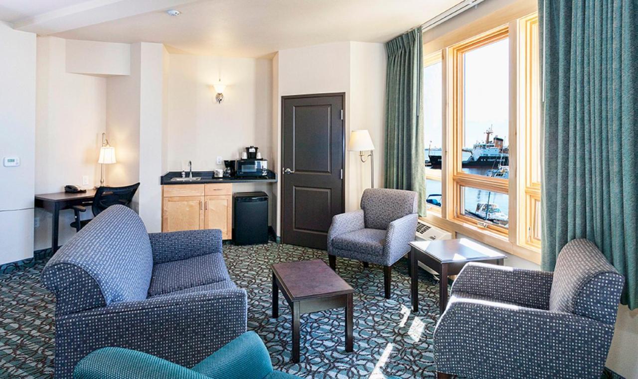Park Point Marina Inn Дълут Екстериор снимка