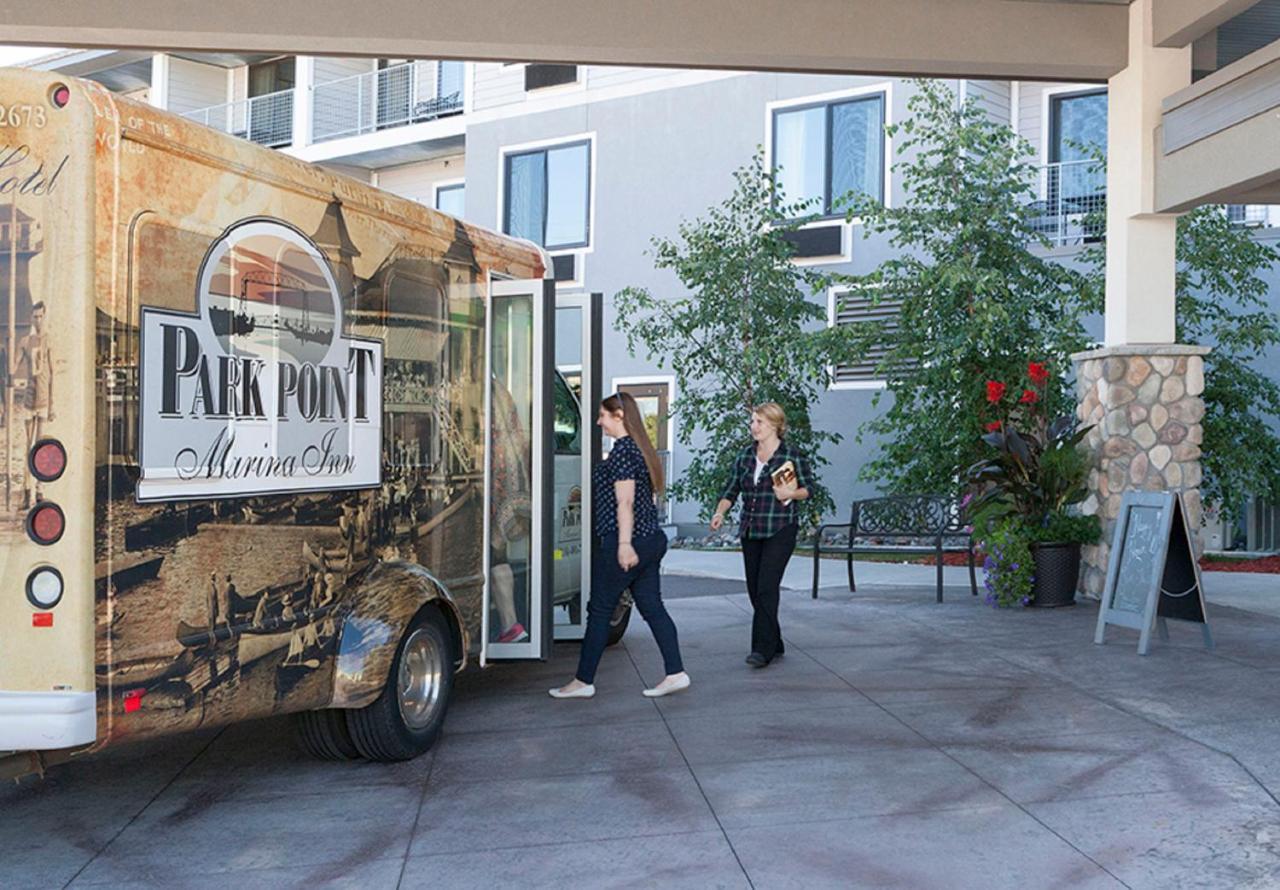 Park Point Marina Inn Дълут Екстериор снимка