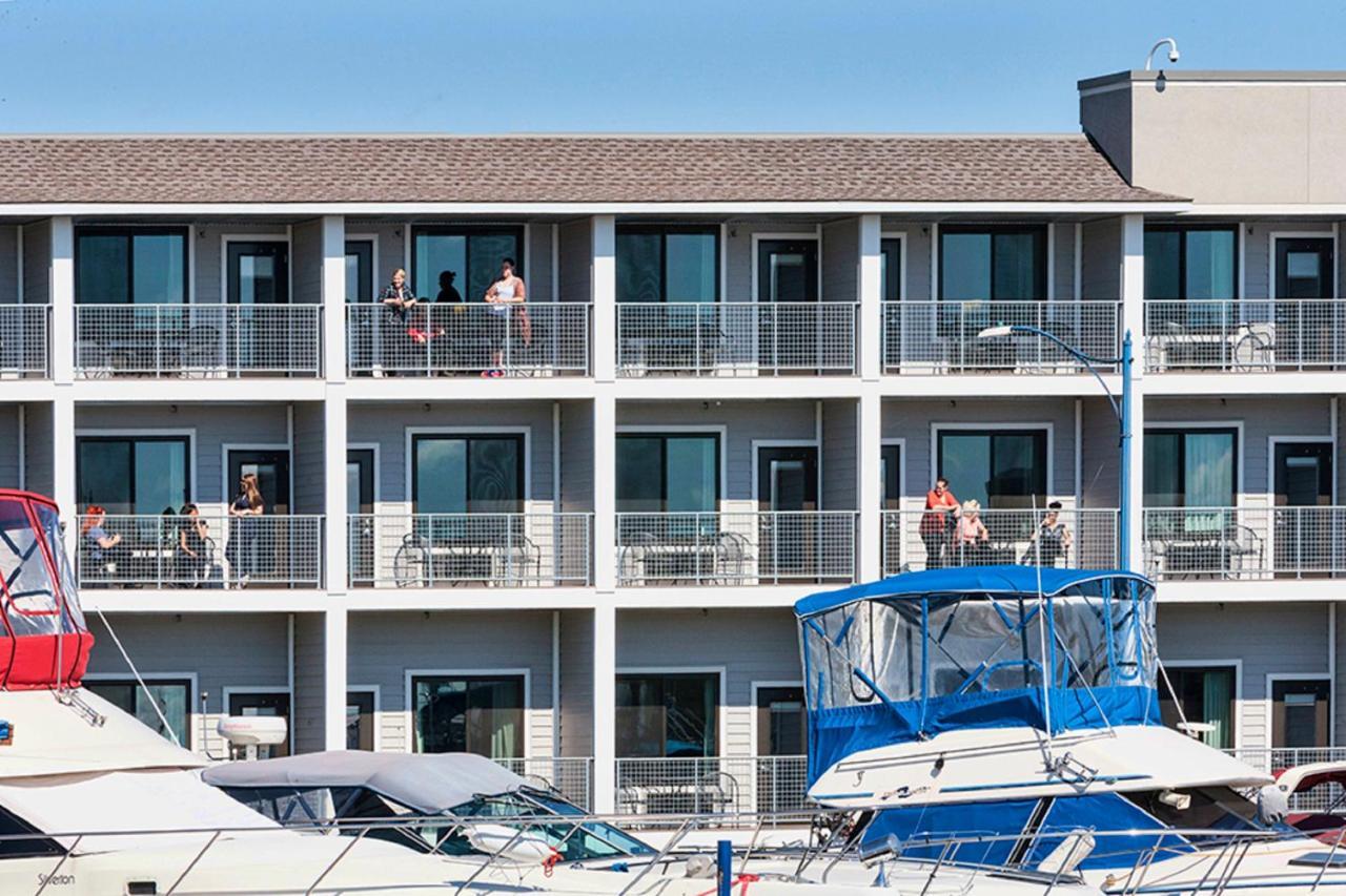 Park Point Marina Inn Дълут Екстериор снимка